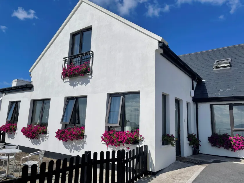 Teach Cruachan Large-Group Holiday Home - Image 1