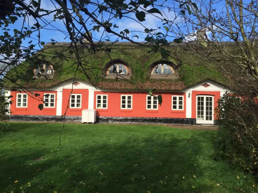 Alsbrogaard Deluxe Bed & Breakfast - Image 1