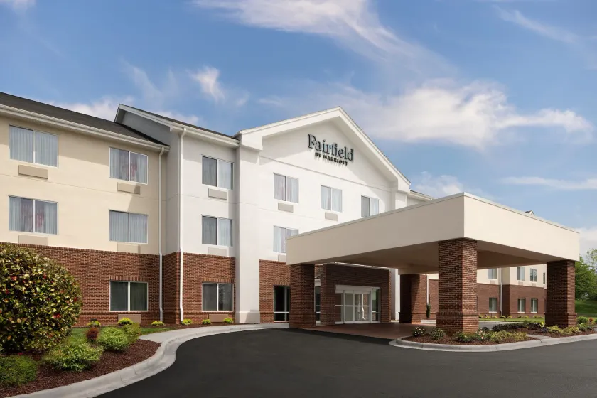 Fairfield Inn Charlotte Mooresville Lake Norman - Image 1