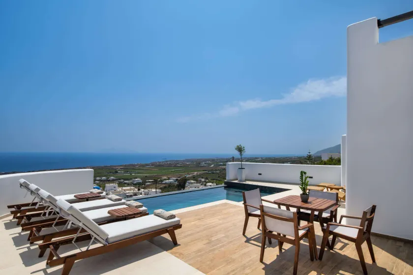 Venus Sunrise Suites & Villas - Image 1