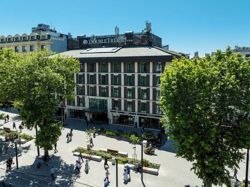Doubletree By Hilton Istanbul Old Town - Image 1