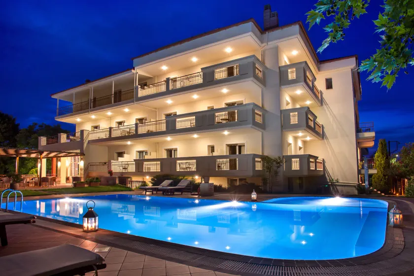 Electra Hotel - Image 1