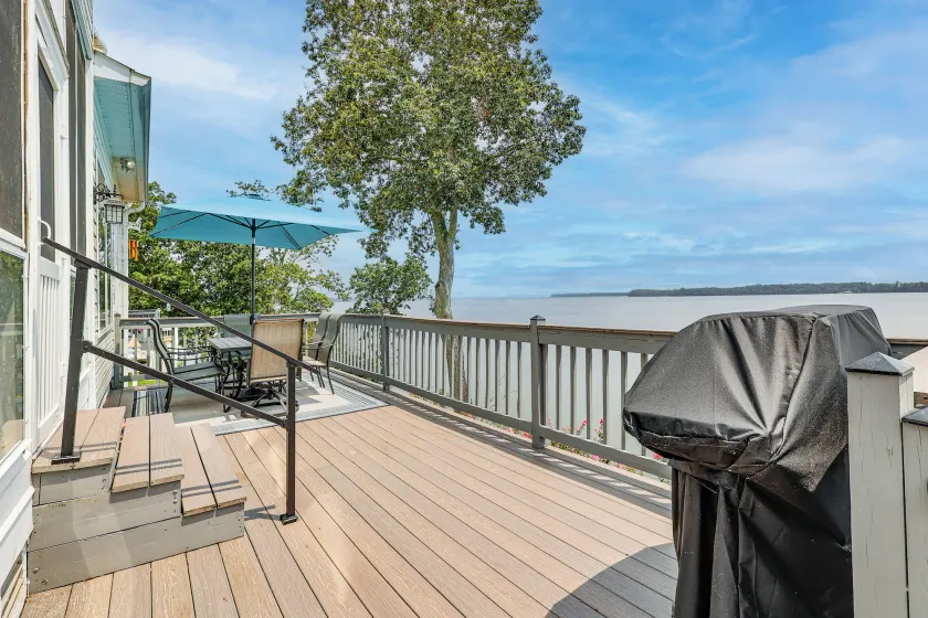 Waterfront Bliss: Wheeler Lake Retreat w/ Dock! - Image 1