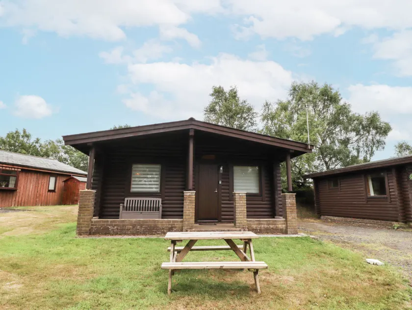 Farnes Lodge - Image 1