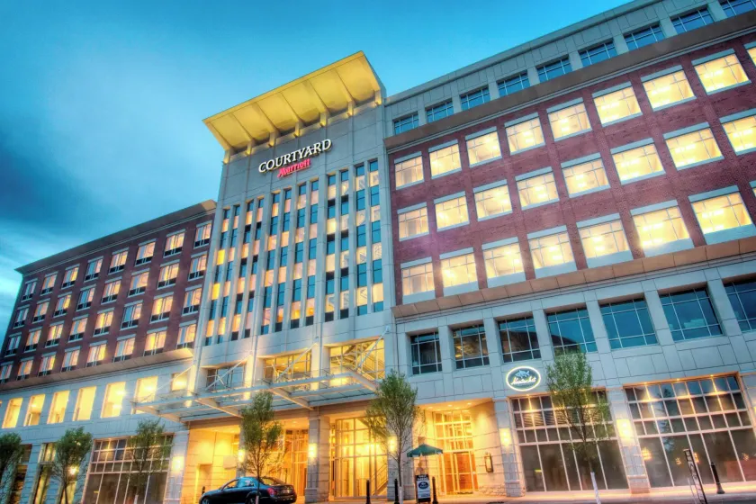 Courtyard by Marriott Greenville Downtown - Image 1
