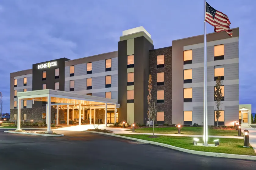 Home2 Suites by Hilton Dickson City Scranton - Image 1