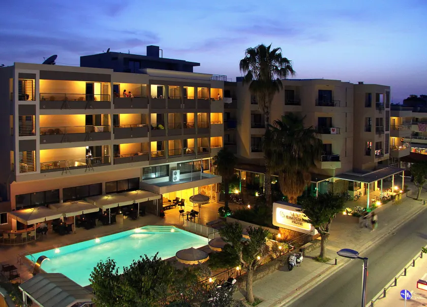 Saint Constantine Hotel - Image 1