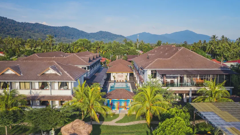 Alia Residence Business Resort - Image 1