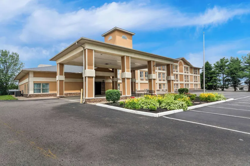 Quality Inn Dry Ridge - Image 1