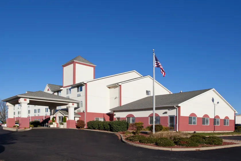 Holiday Inn Express Mt. Vernon by IHG - Image 1