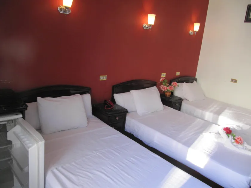 Garden View Hostel - Image 1