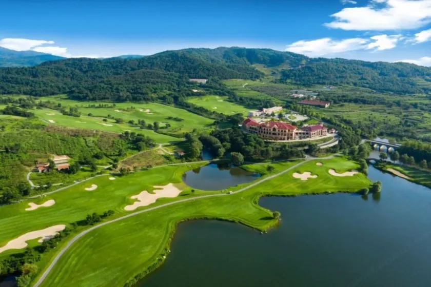 Xin Golf Resort and SPA Weihai-Free Airport Pickup - Image 1