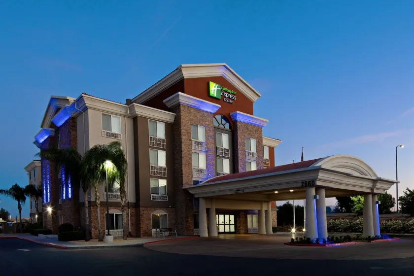 Holiday Inn Express Fresno South by IHG - Image 1