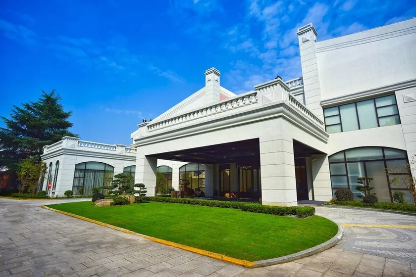Xijiao State Guest Hotel - Image 1
