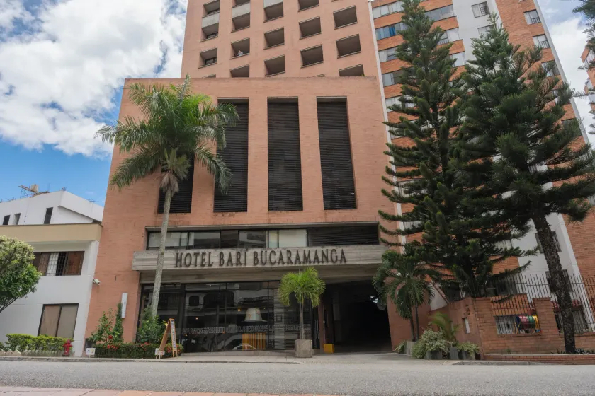 Hotel Bari Bucaramanga By OxoHotel - Image 1