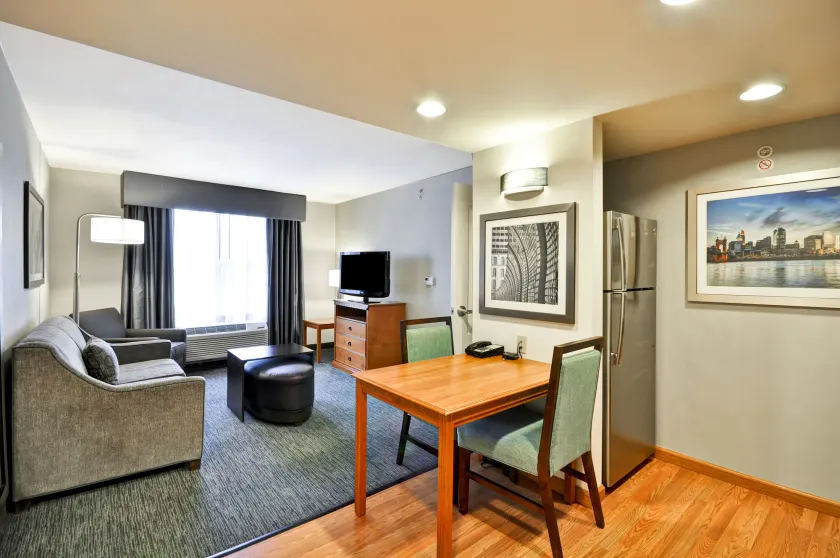 Homewood Suites by Hilton Cincinnati-Milford - Image 1