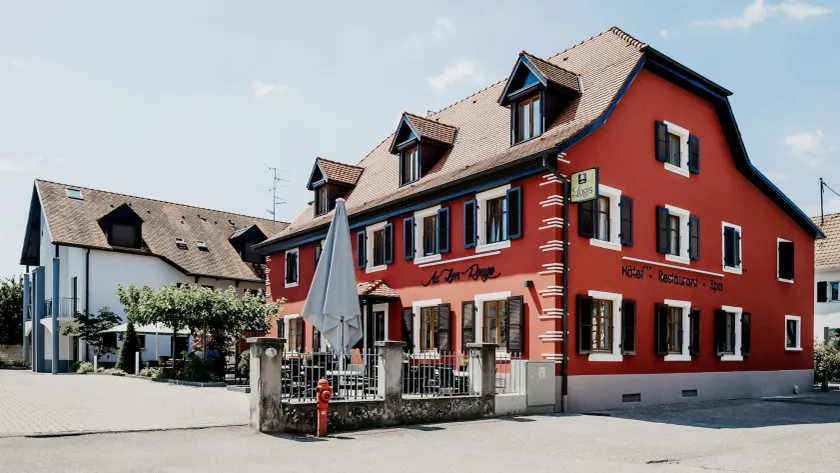 Logis Hôtel Restaurant Au Lion Rouge - Image 1