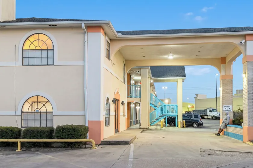 Executive Inn & Suites Lufkin US 59 - Image 1
