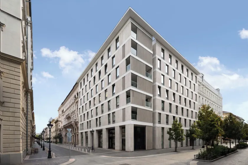 Danubius Hotel District V - Image 1