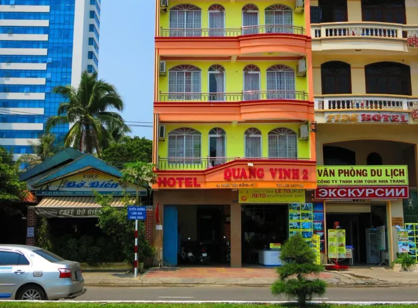 Quang Vinh 2 Hotel - Image 1