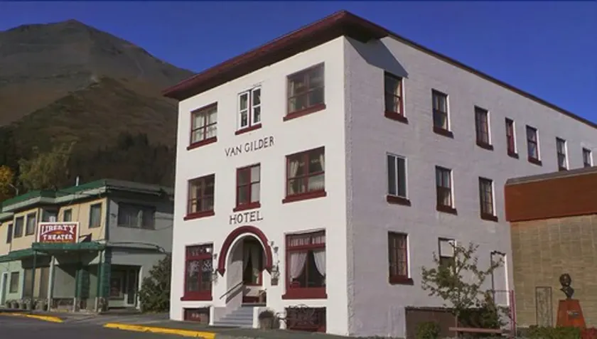 Van Gilder Hotel - Image 1