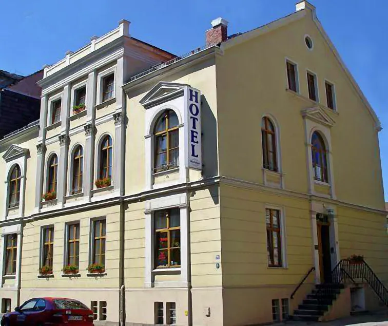 Hotel Meridian - Image 1
