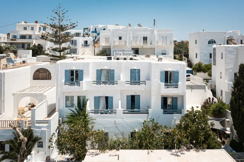 Hotel Iris - Image 1