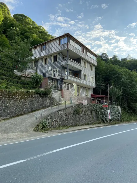 Lombane Apart - Image 1
