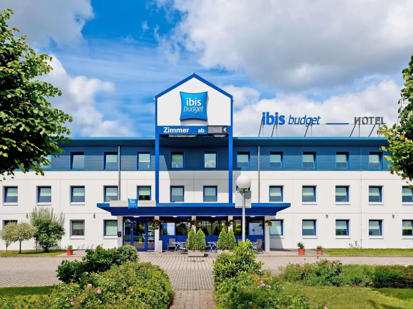 Ibis budget Hamburg Quickborn - Image 1