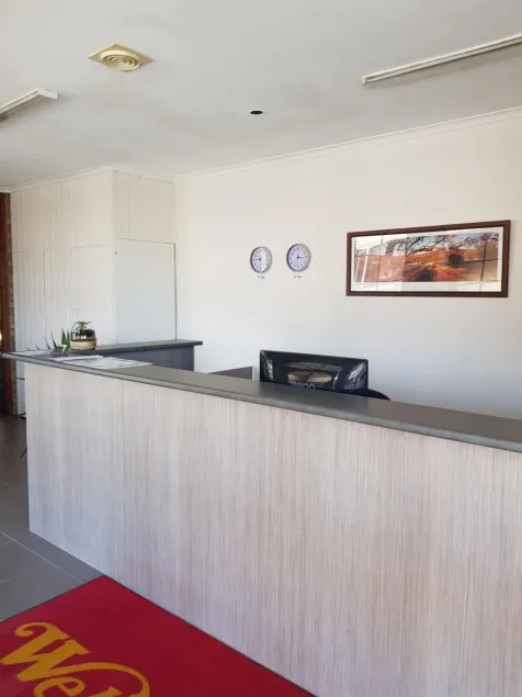 Ararat Colonial Lodge Motel - Vestíbulo