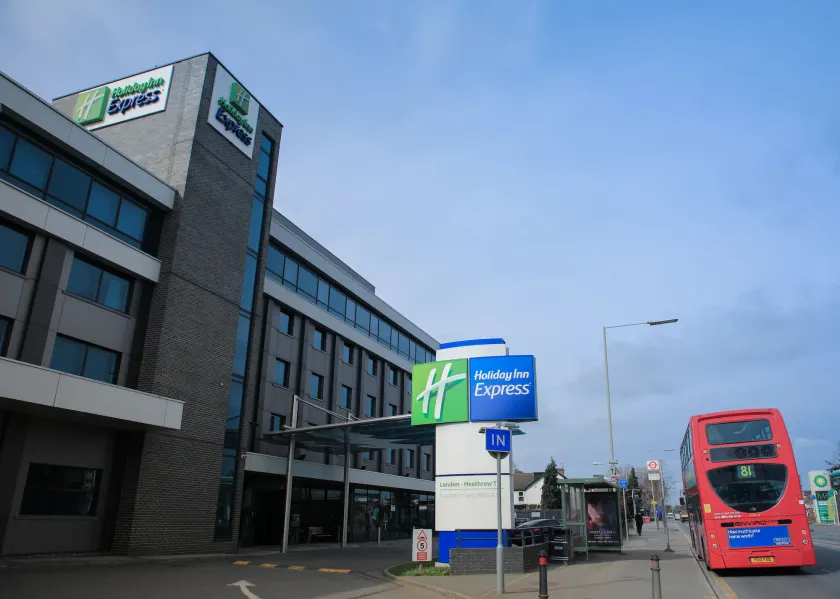 Holiday Inn Express London Heathrow T5 by IHG - Image 1