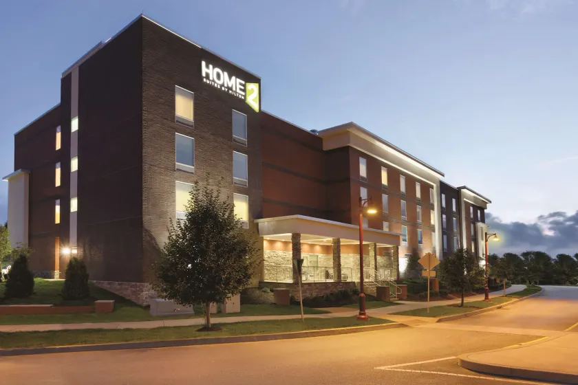 Home2 Suites by Hilton Pittsburgh Cranberry - Image 1