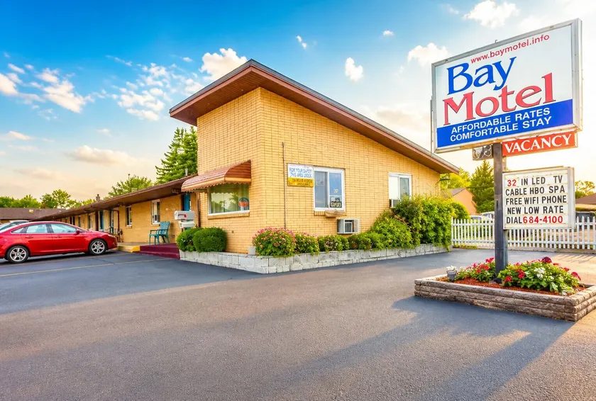 Bay Motel By OYO Bay City - Image 1