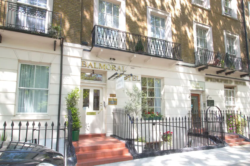 Balmoral House Hotel - Image 1