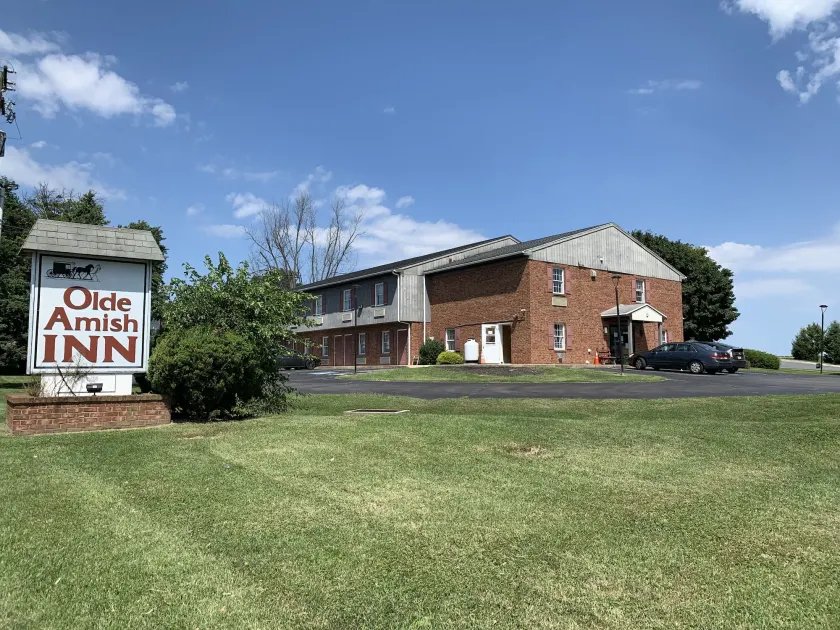 Olde Amish Inn - Image 1