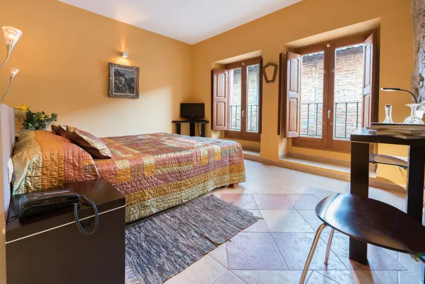 Hotel Cal Llop - Image 1