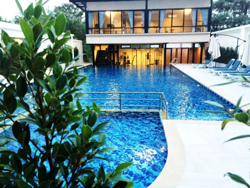 Avana Laem Chabang Boutique Hotel - Image 1