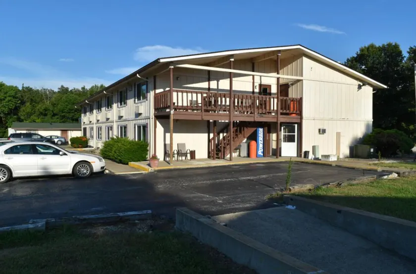 Countryside Inn - Image 1