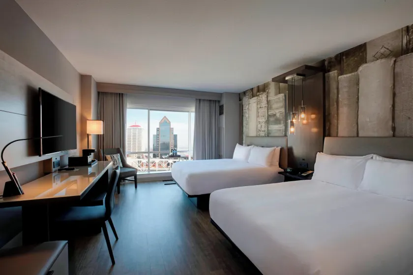 Louisville Marriott Downtown - Image 1