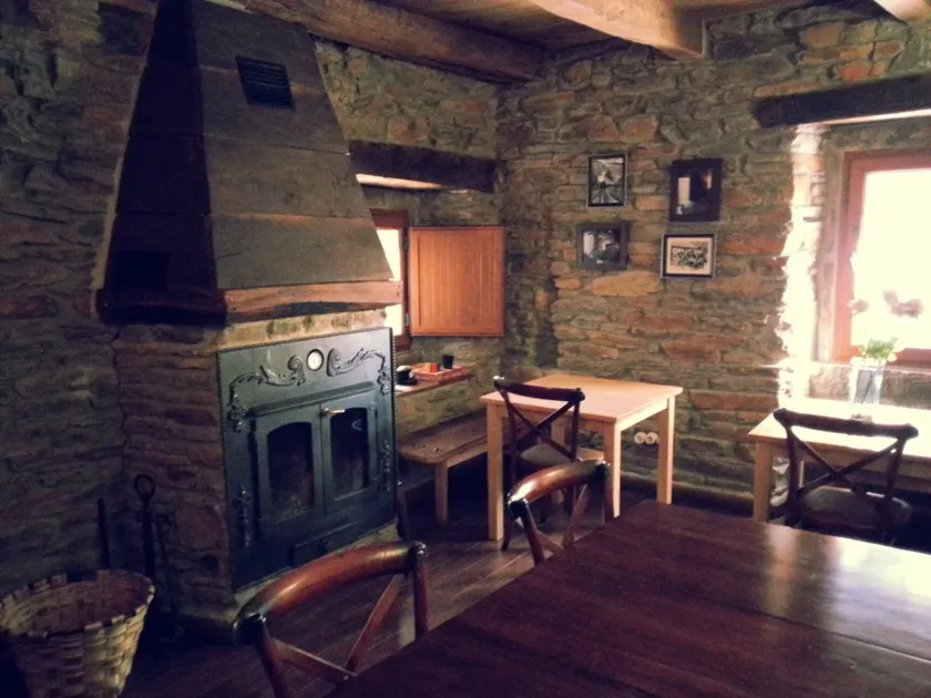 Hostal De Montaña La Aldeya - Image 1