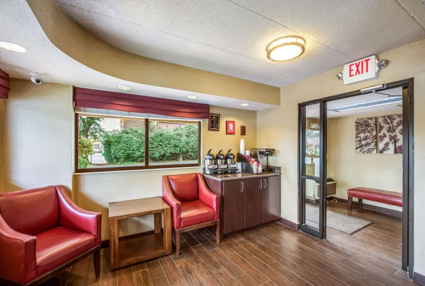 Red Roof Inn Detroit - Plymouth/Canton - Image 1