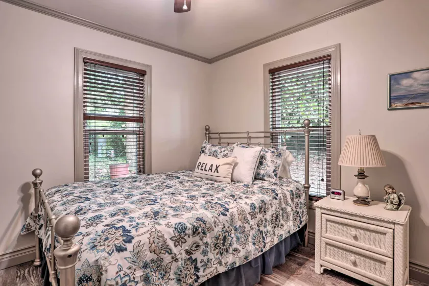 Lake Charles Home: 1 Mi to Public Boat Launch - Zimmer