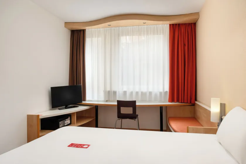 Ibis Budapest City - Image 1