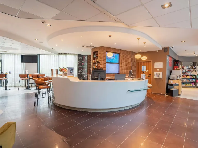 Novotel Suites Paris Issy Les Moulineaux - Image 1