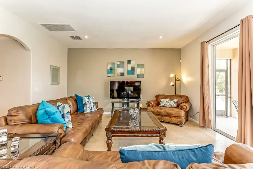 Luxurious Retreat With Marble Floors and Great Views. Near Disney! #4av563 - Image 1