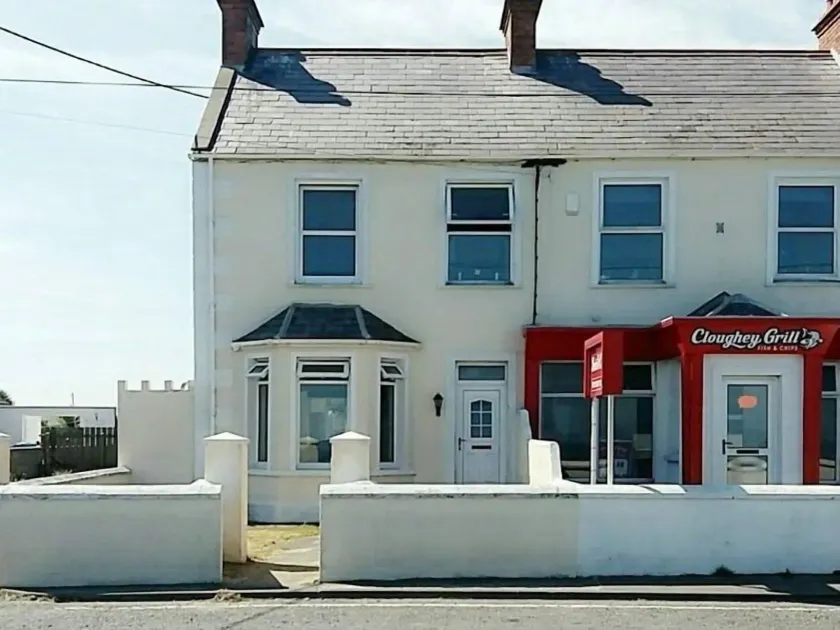 Cloughey Beach House - Image 1