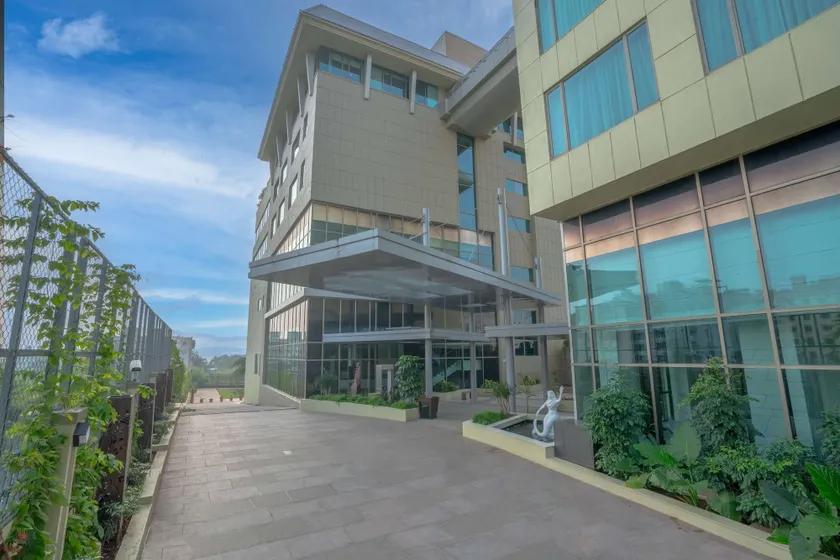 Radisson Blu Pune Hinjawadi - Image 1