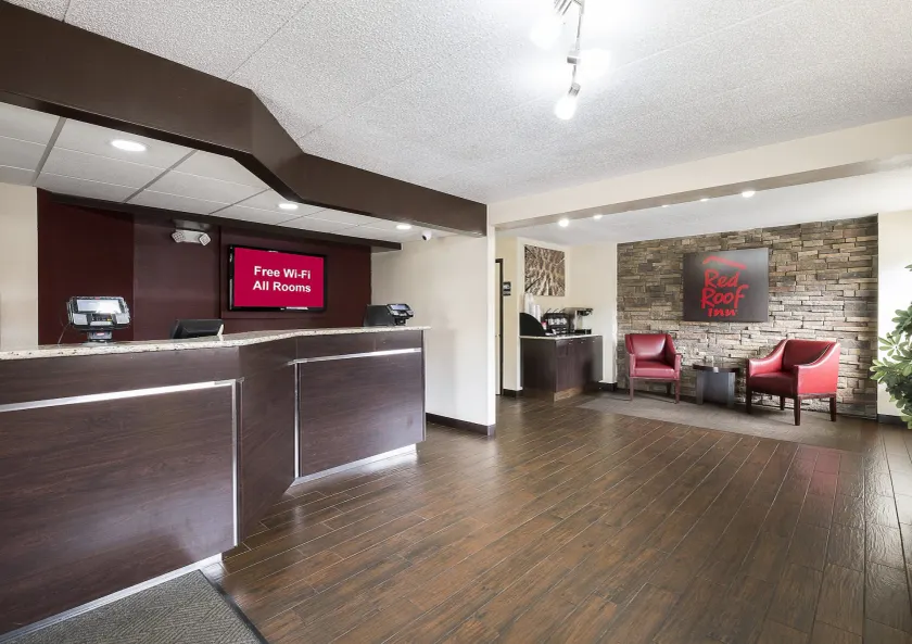 Red Roof Inn Chicago-OHare Airport Arlington Hts - Image 1