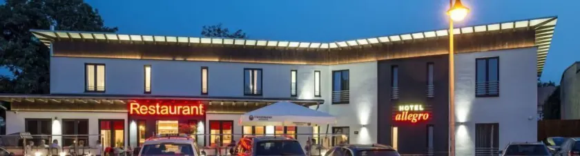 Hotel Allegro - Image 1