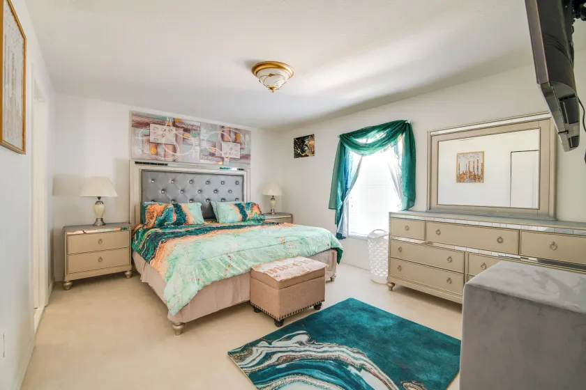 Elegance in Ocala 3BR Pet Friendly Home Near WEC with Gazebo - Image 1